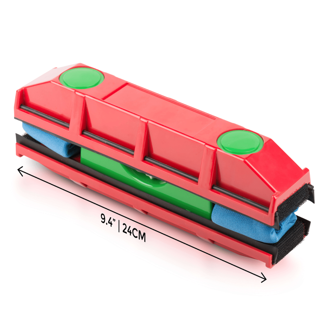 Magnetic window cleaner